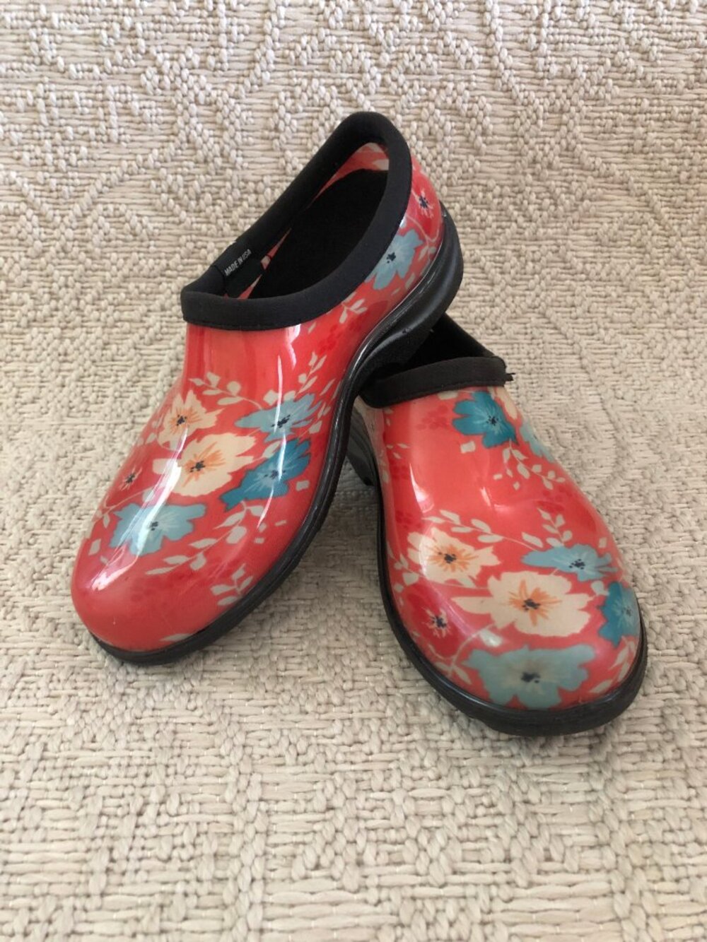 Sloggers Women's Waterproof Floral Garden Shoes Clogs in Size 6